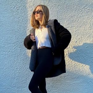 Meet your Posher, Maya! :)